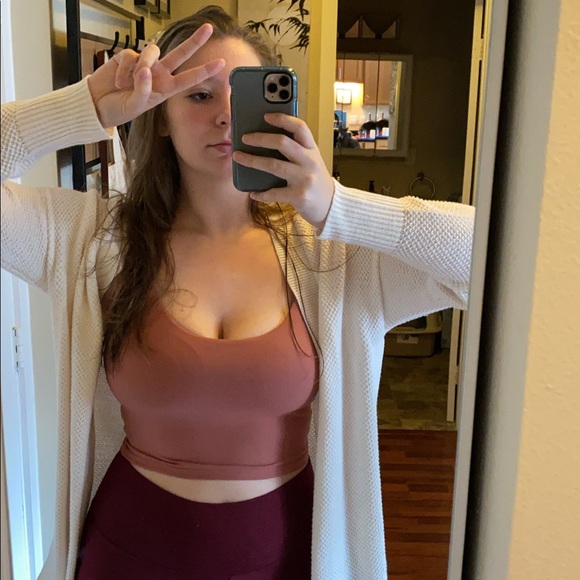 Meet your Posher, Eliana - Picture 8 of 9